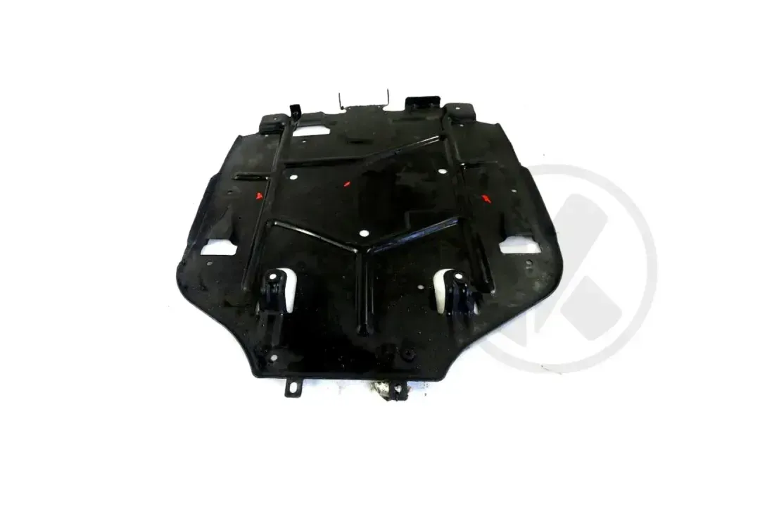 a1645250802   engine cover